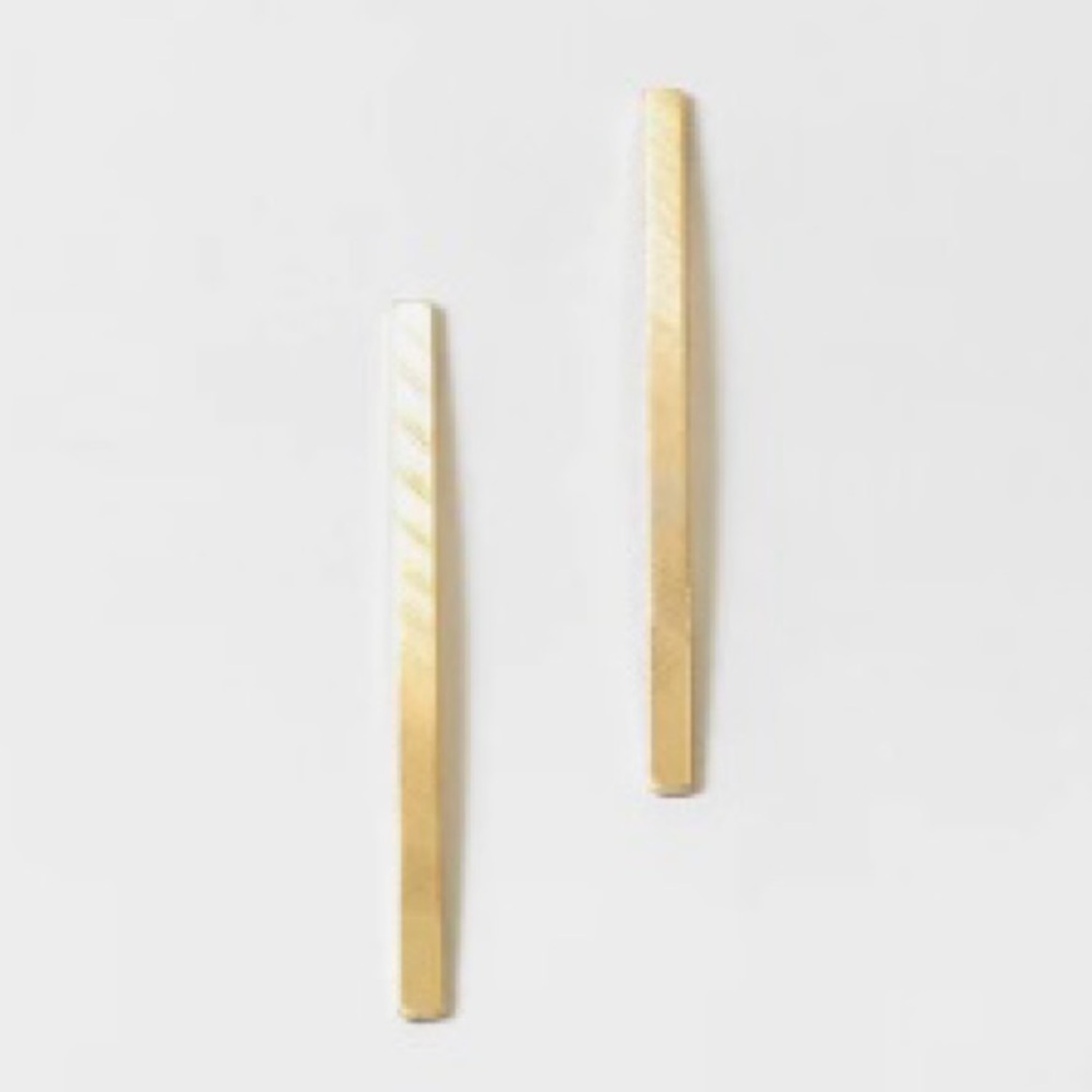 Elegant Gold Bar Earrings